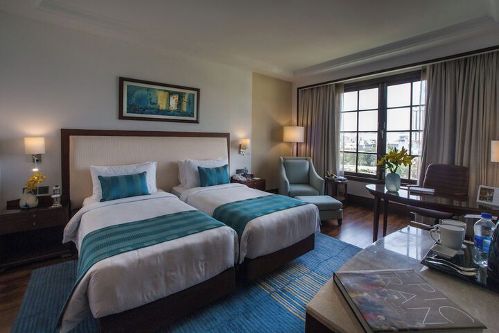 Room 10 of 45