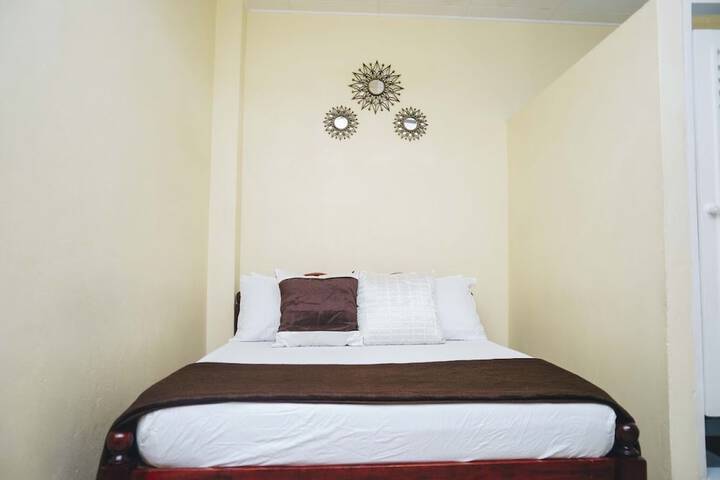 Room 4 of 30