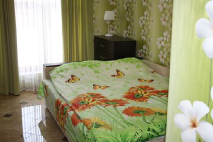 Room 17 of 47