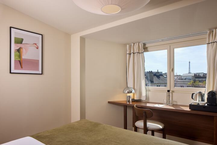 Room 34 of 52