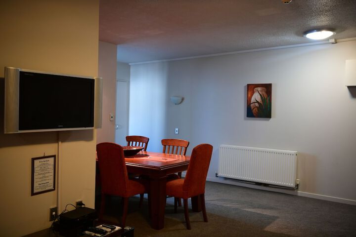 Room 24 of 43