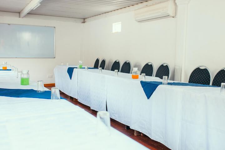 Ballroom/Hall 27 of 29