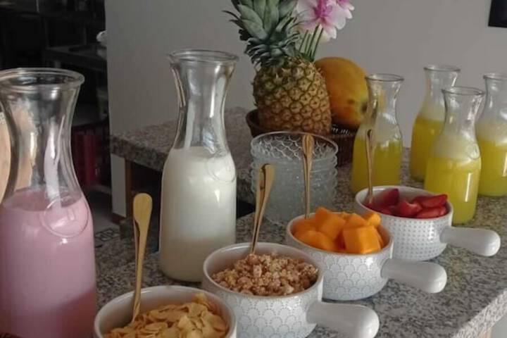 Breakfast/Coffee Service 20 of 22