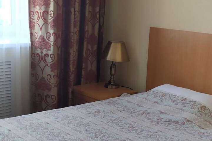 Room 4 of 44