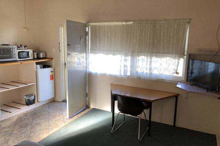Room 4 of 20