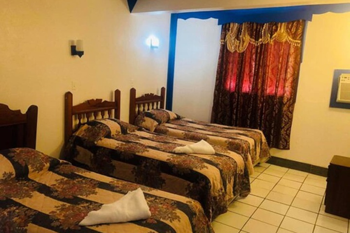 Room 3 of 18