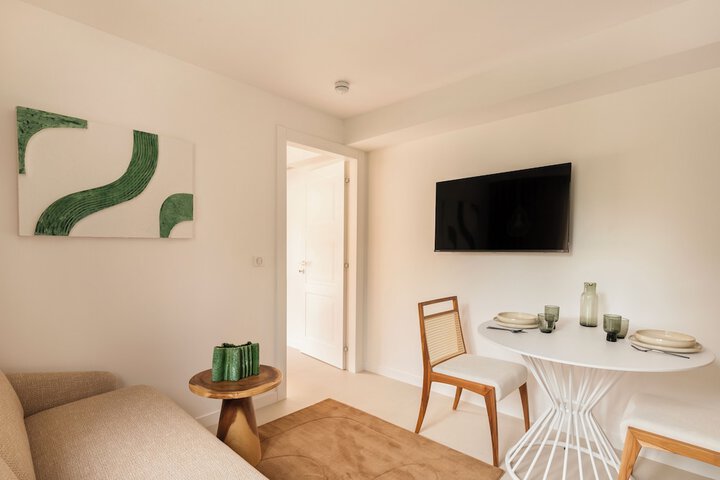Room 54 of 121