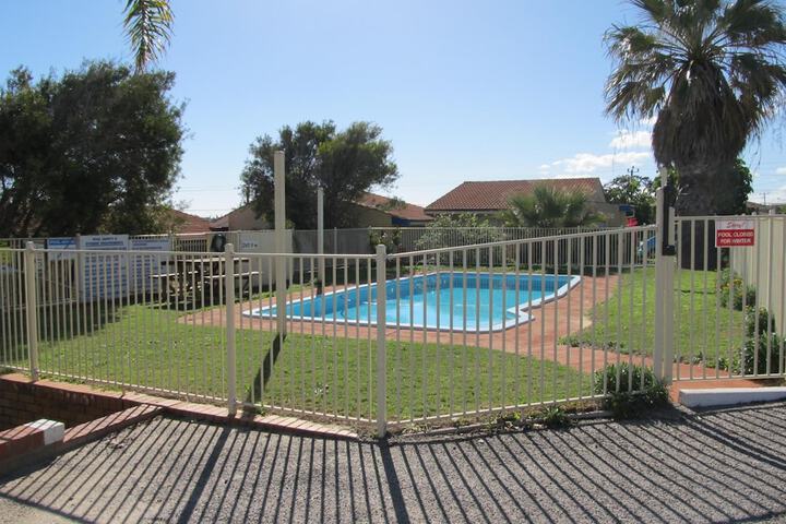 Pool 26 of 36