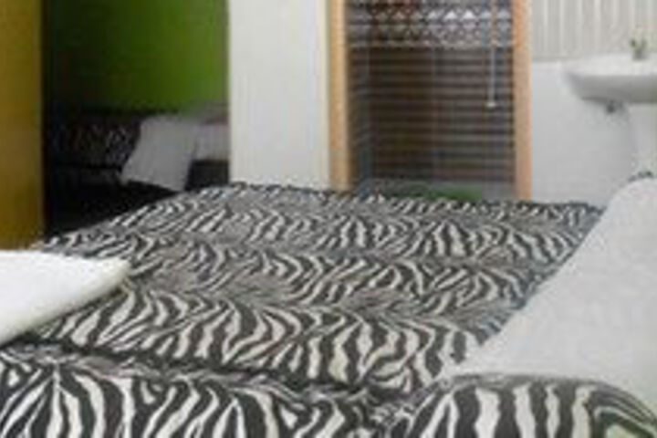 Room 26 of 63