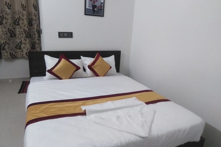 Room 2 of 15