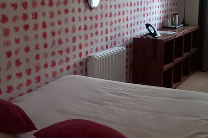 Room 26 of 61
