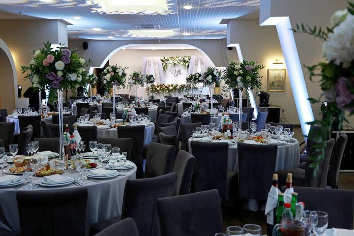 Ballroom/Hall 48 of 59