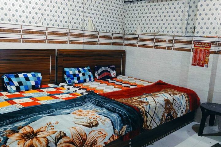 Room 2 of 15