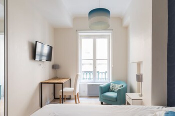 Room 19 of 21