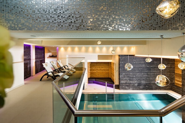 Pool 52 of 117