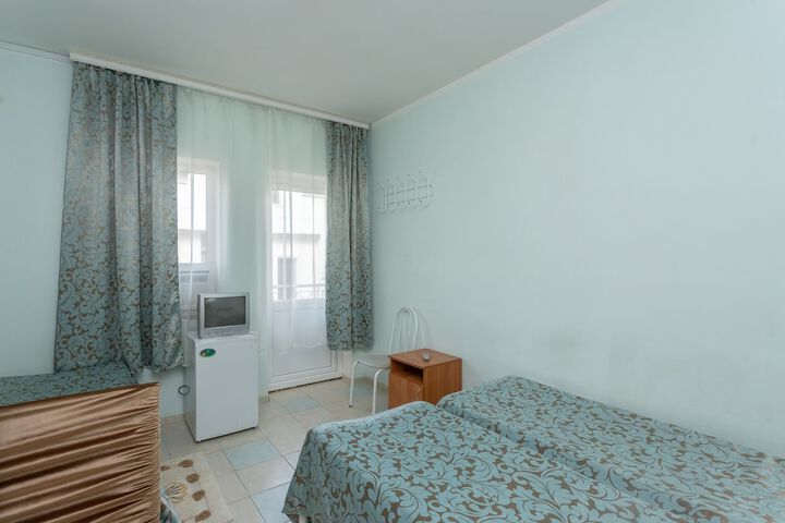 Room 3 of 45