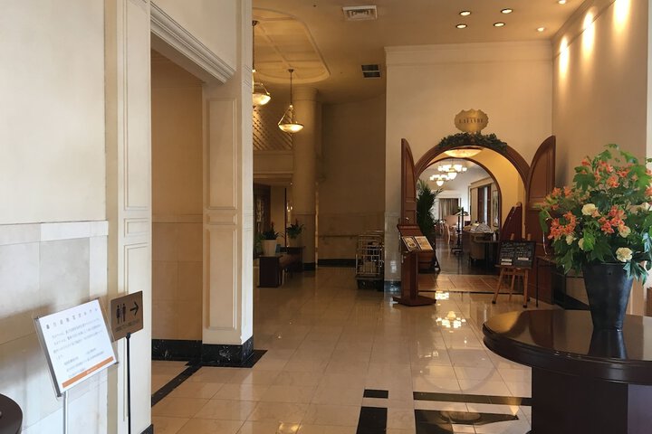 Hotel Interior 5 of 32
