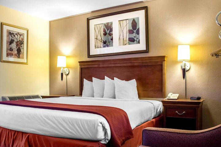 Room Service Photo