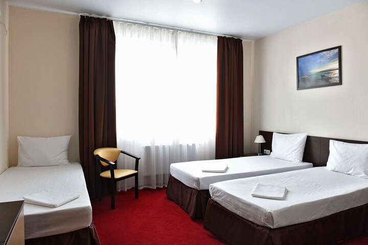 Room 3 of 46