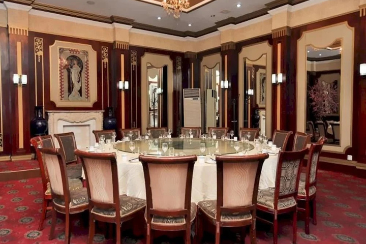Dining 10 of 14