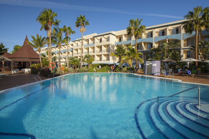Pool Hotel