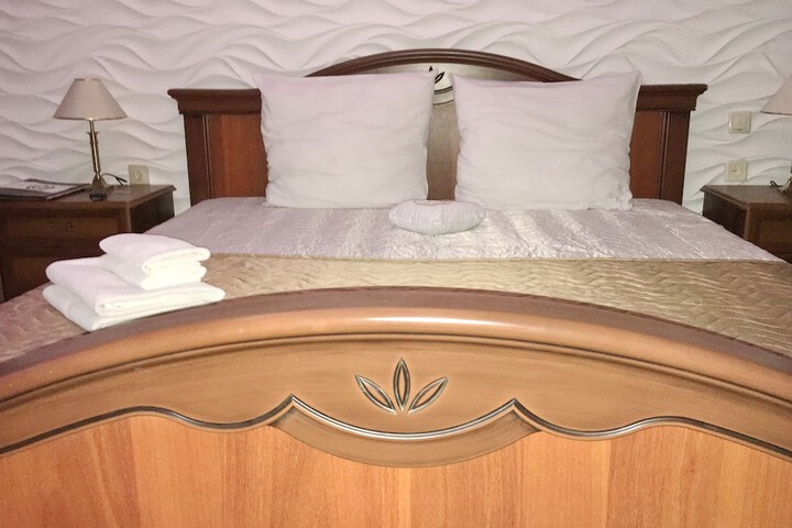 Room 56 of 68