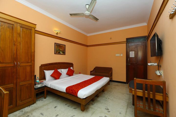 Room 10 of 23