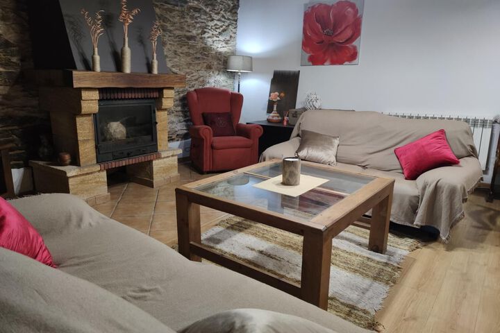 Room 8 of 17