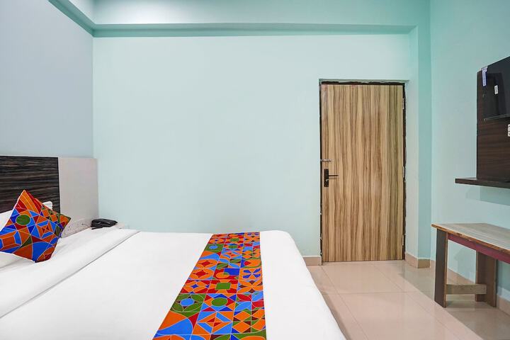 Room 16 of 23