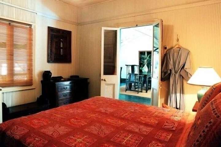 Room 2 of 34