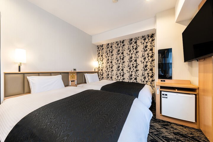Room 10 of 71