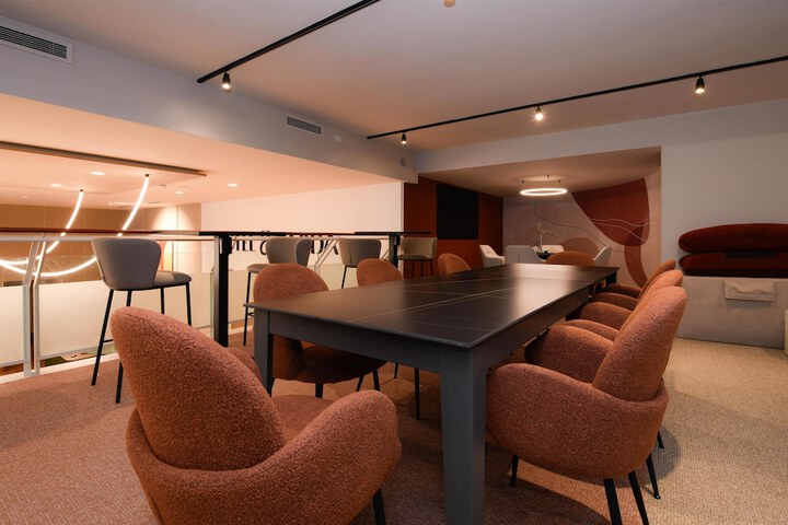 Hotel Interior 10 of 89