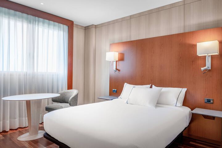 Room 7 of 36