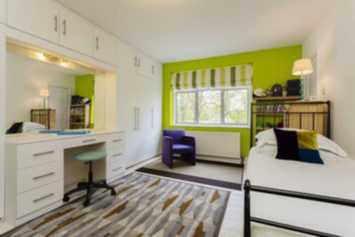 Room 21 of 25