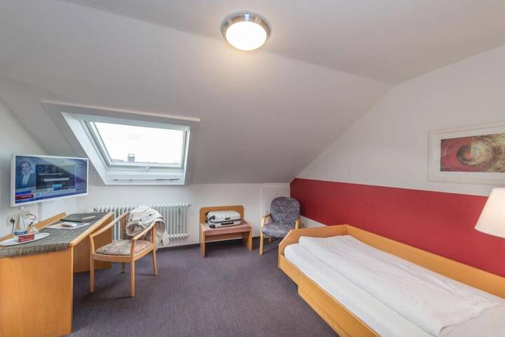 Room 7 of 46