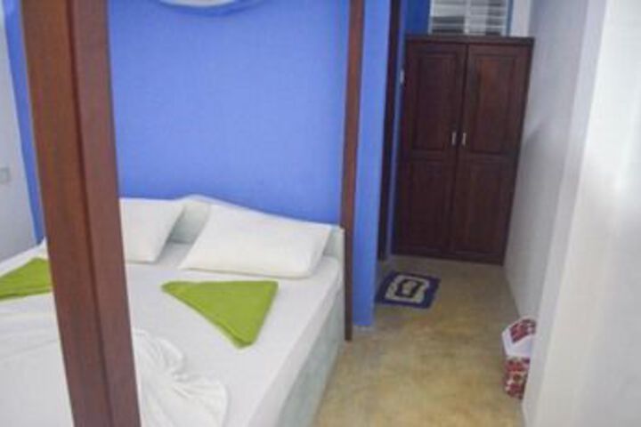 Room 15 of 29