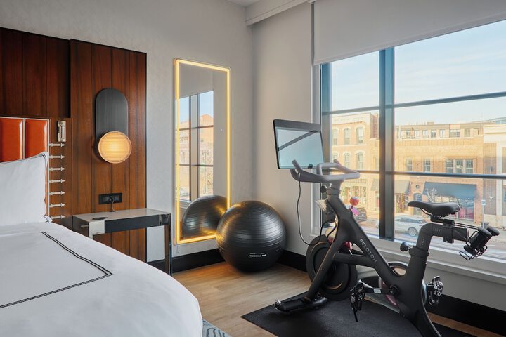 Room 27 of 57