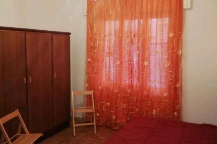 Room 28 of 38