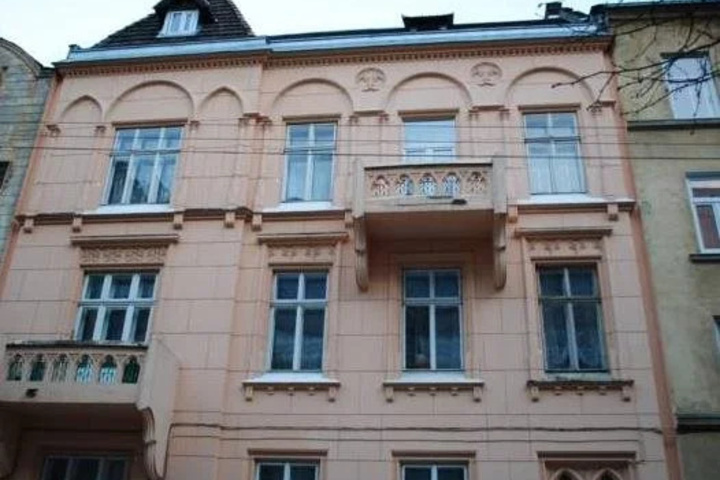 Family House