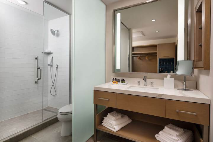 Bathroom shower
