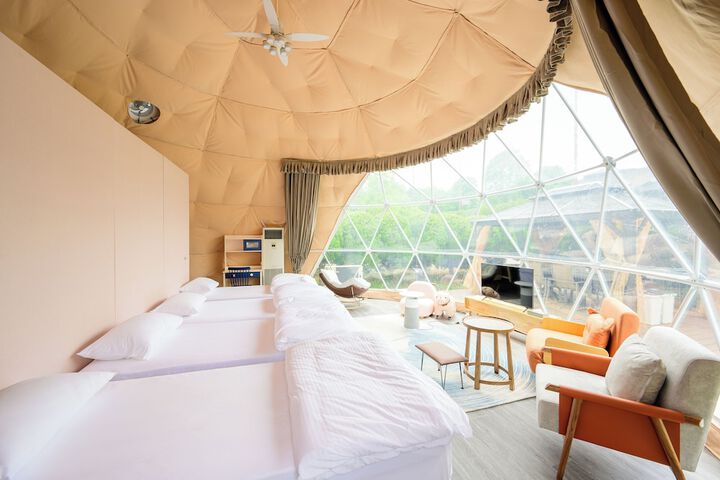 Room 16 of 31