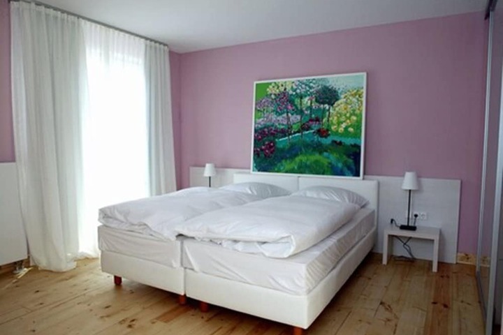 Room 7 of 15