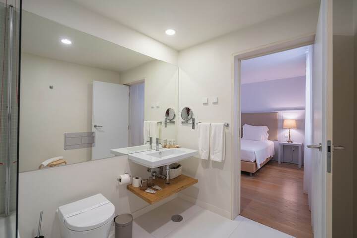 Room 35 of 51