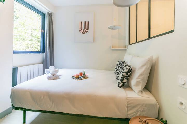 Room 28 of 111