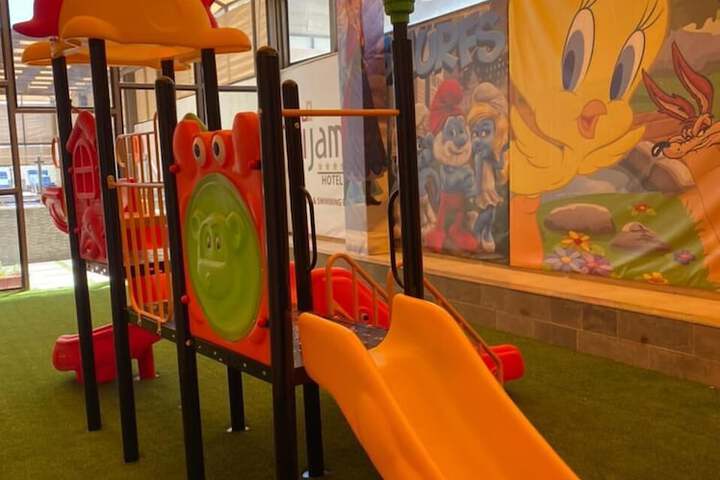 Childrens Activities 86 of 127
