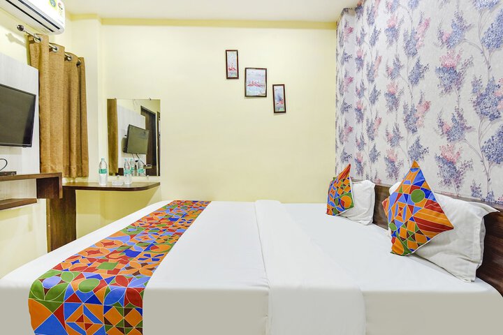 Room 18 of 30