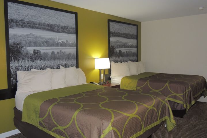 1 Queen Bed Accessible Room (11 of 16)
