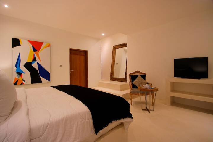Room 7 of 78