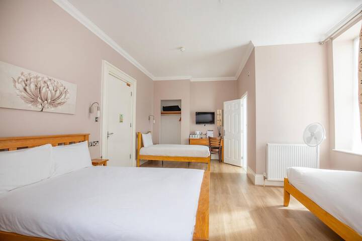 Room 15 of 70