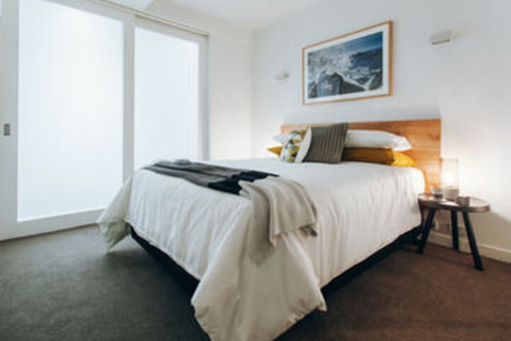 Room 13 of 22